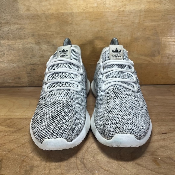 Adidas Tubular Shadow Knit Womens Size 6 (5Y) Athletic Shoes Gray Black BB8880 - Picture 2 of 8